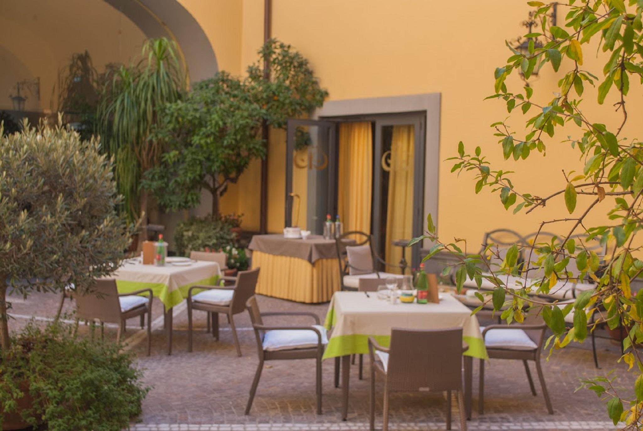 Le Cheminee Business Hotel Napoli Экстерьер фото