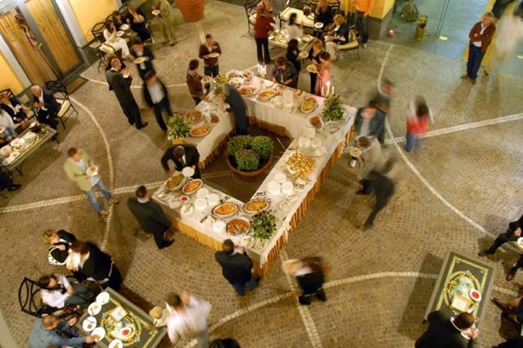 Le Cheminee Business Hotel Napoli Экстерьер фото