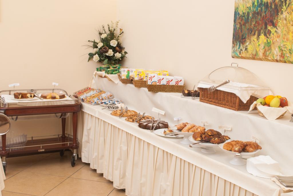 Le Cheminee Business Hotel Napoli Экстерьер фото