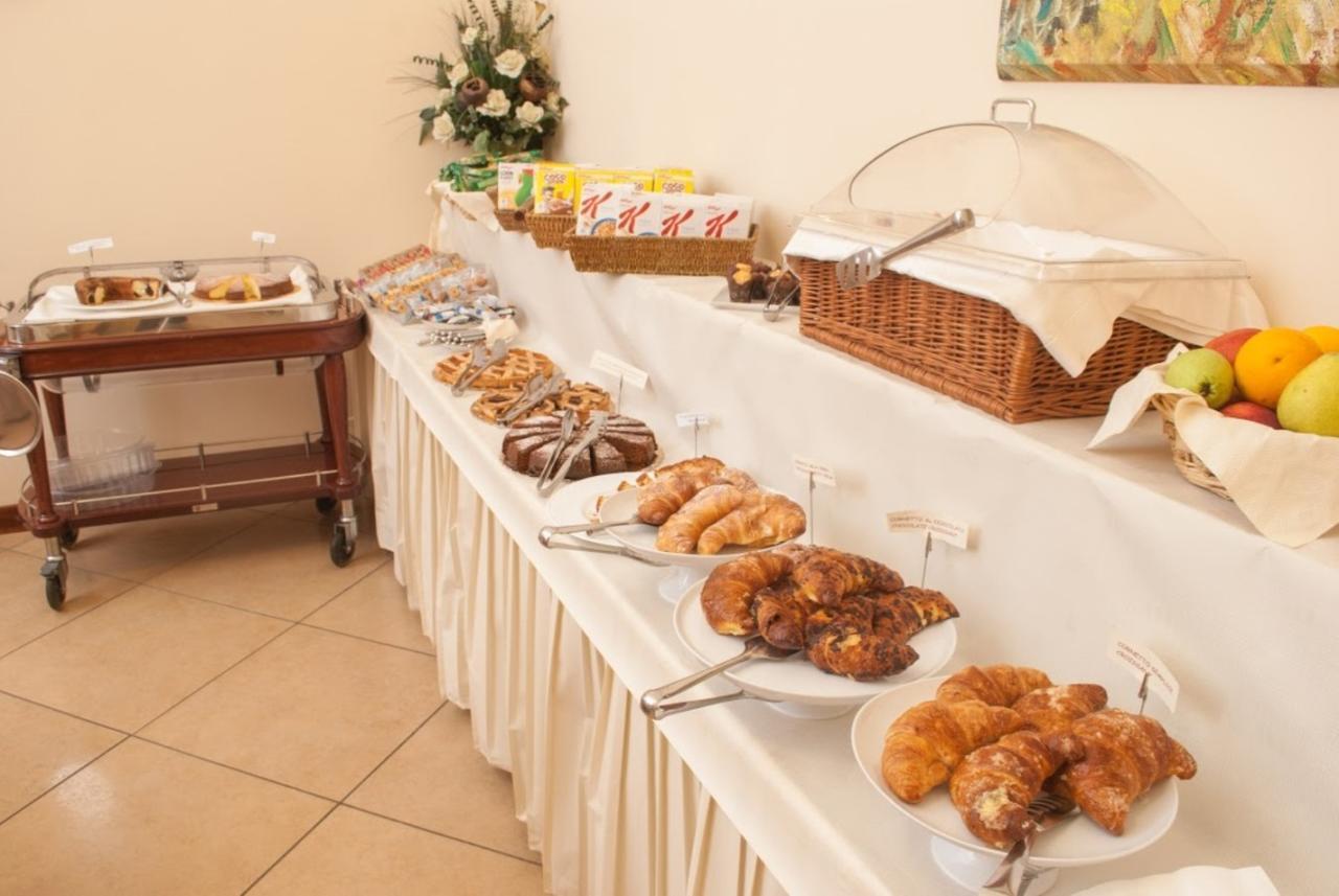 Le Cheminee Business Hotel Napoli Экстерьер фото